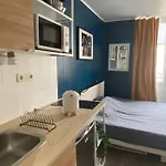 Bright Flat Apartment Paris